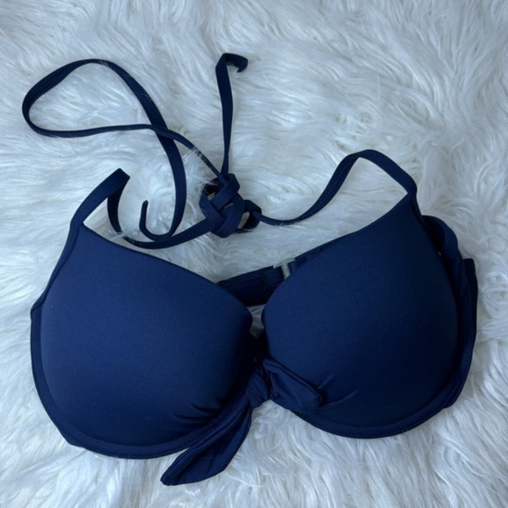 Gilly Hicks Push ‘Em Up Bikini Top with functional bow in front padded size M